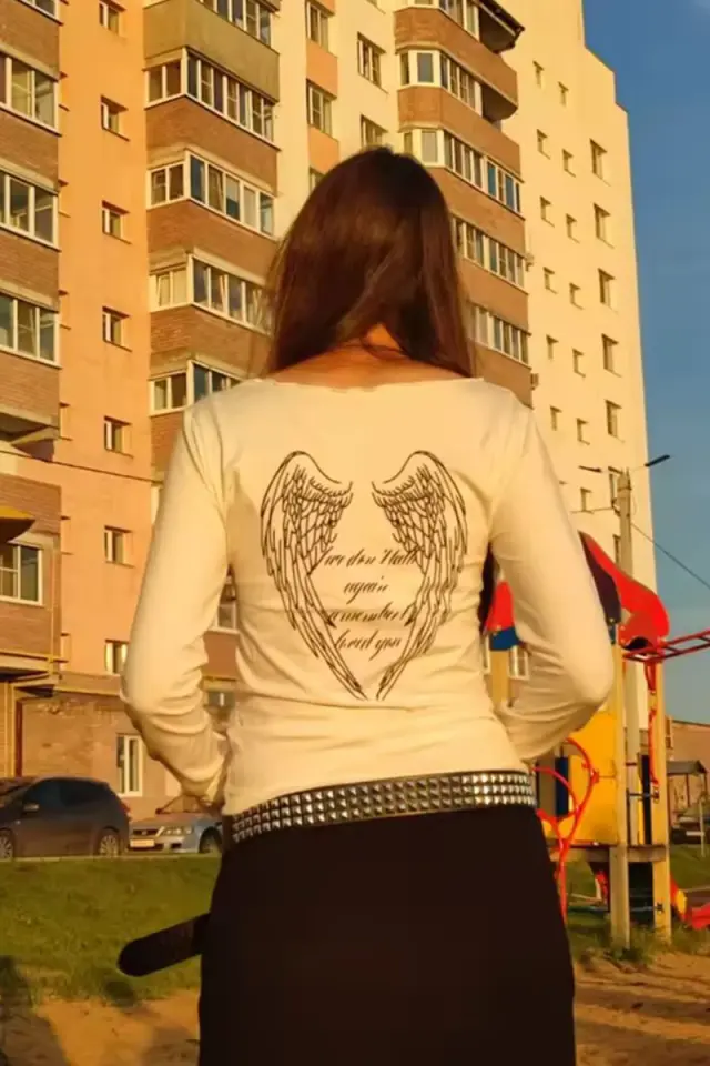 Angel Sırt Baskılı Grunge Uzun Kollu crop