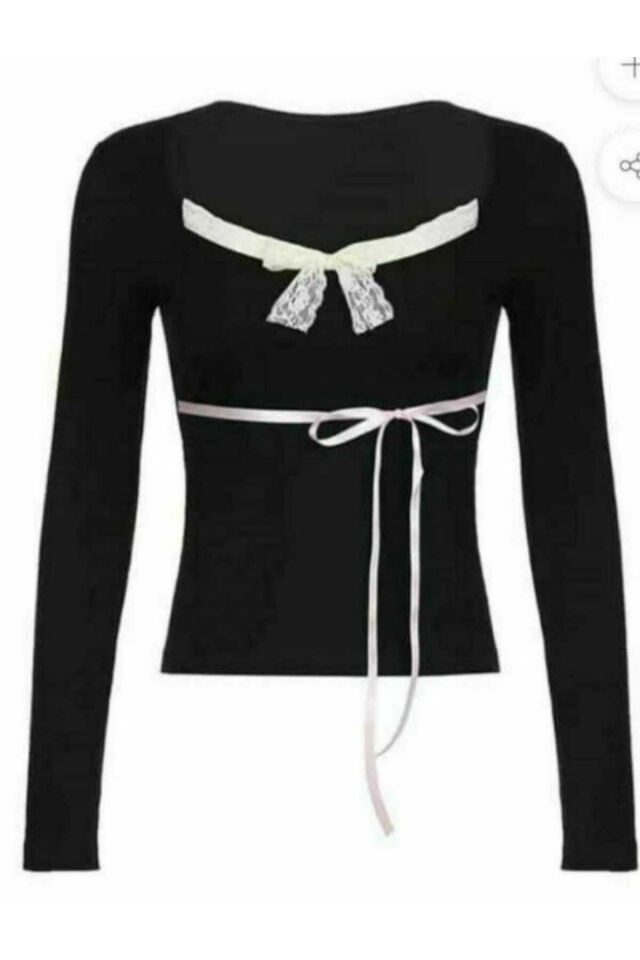 Gotik Kurdele Detaylı Tam Boy Bluz Siyah - S