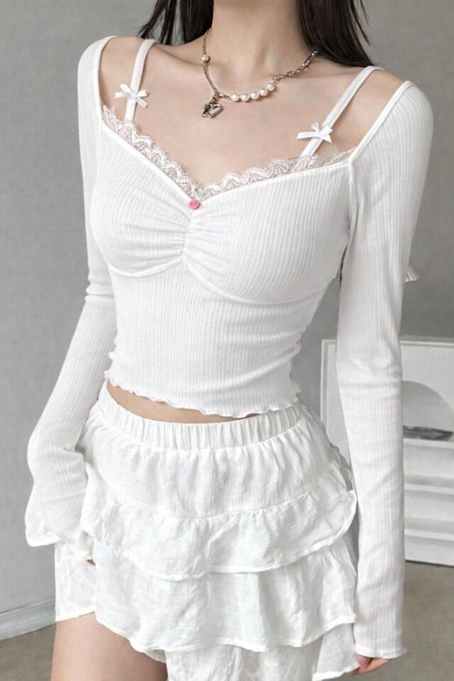 Pinterest Madonna yaka dantelli rose askı detaylı coquette lolita tam boy bluz Beyaz - L
