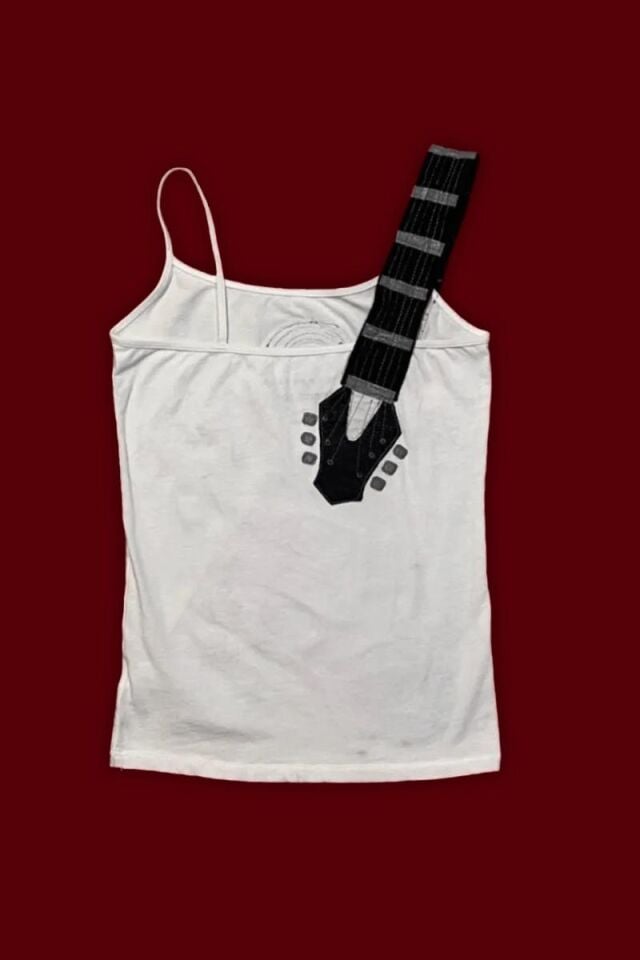 Beyaz Gitar Askılı Y2K Askılı Crop