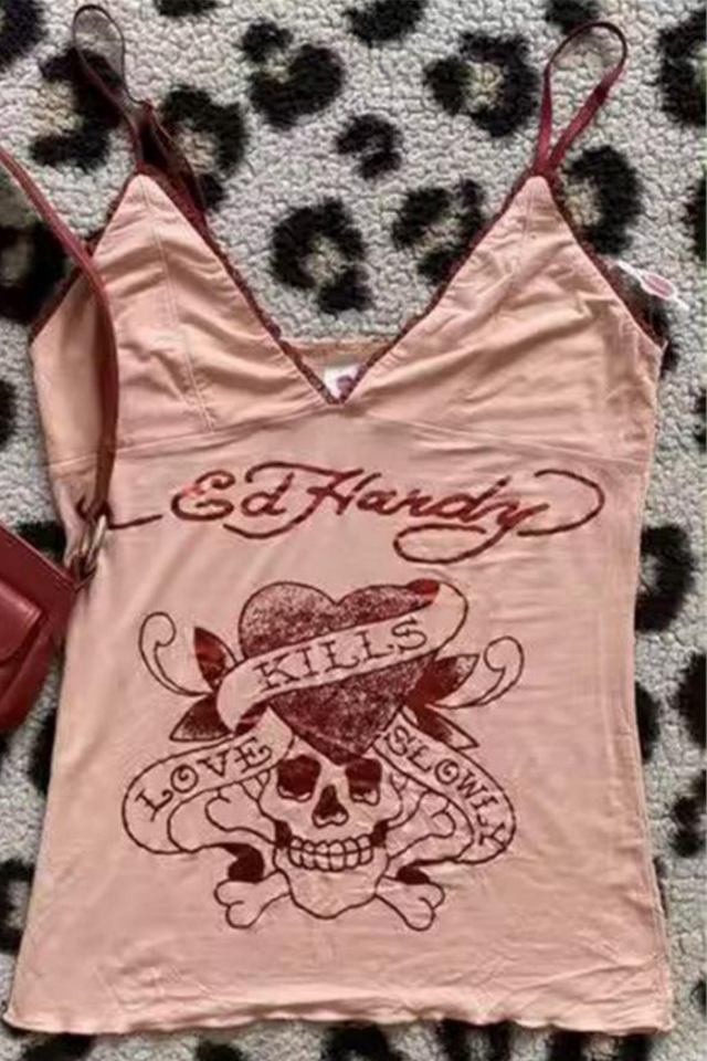 Pembe Love Kills Slowly Askılı Crop