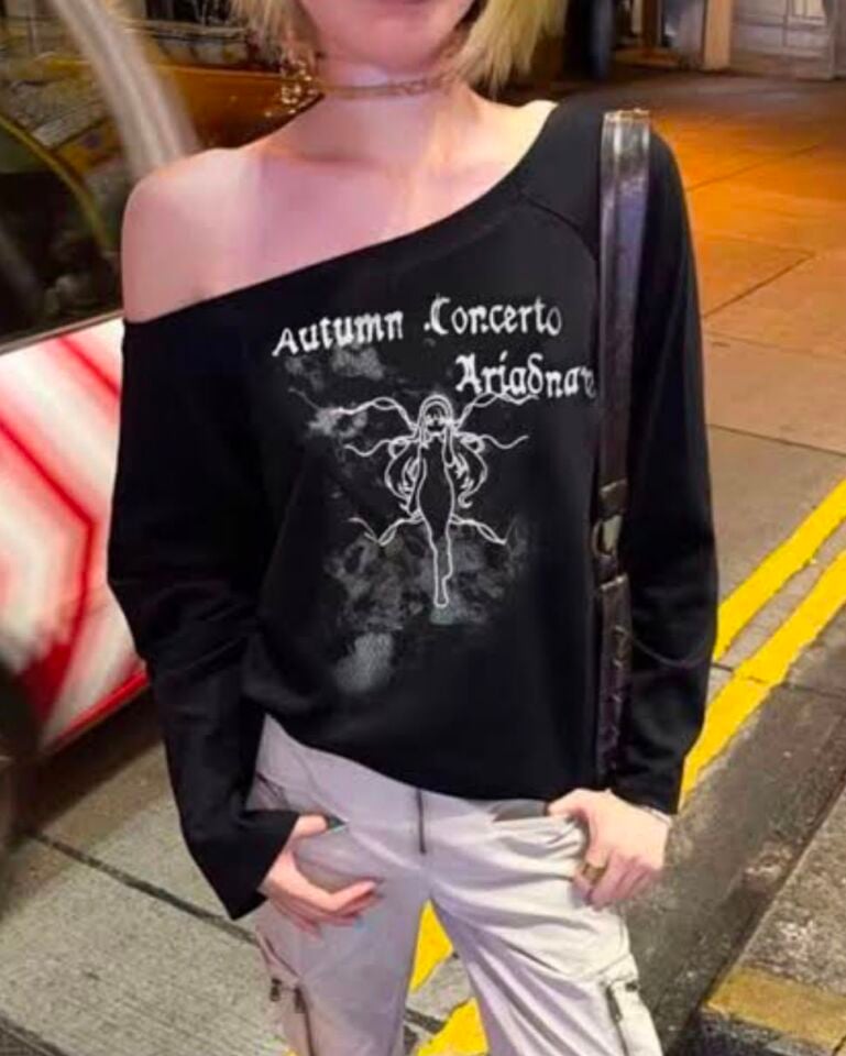Siyah Autumun Corcerto Salaş Omuz Dekolteli Y2K Uzun Kollu Off-Shoulder T-Shirt