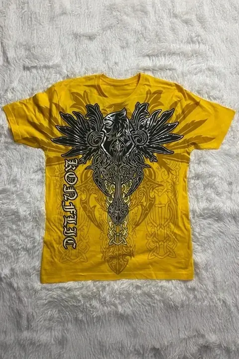 Sarı Gotik Kor Flec Tribal Y2K Unisex T-Shirt