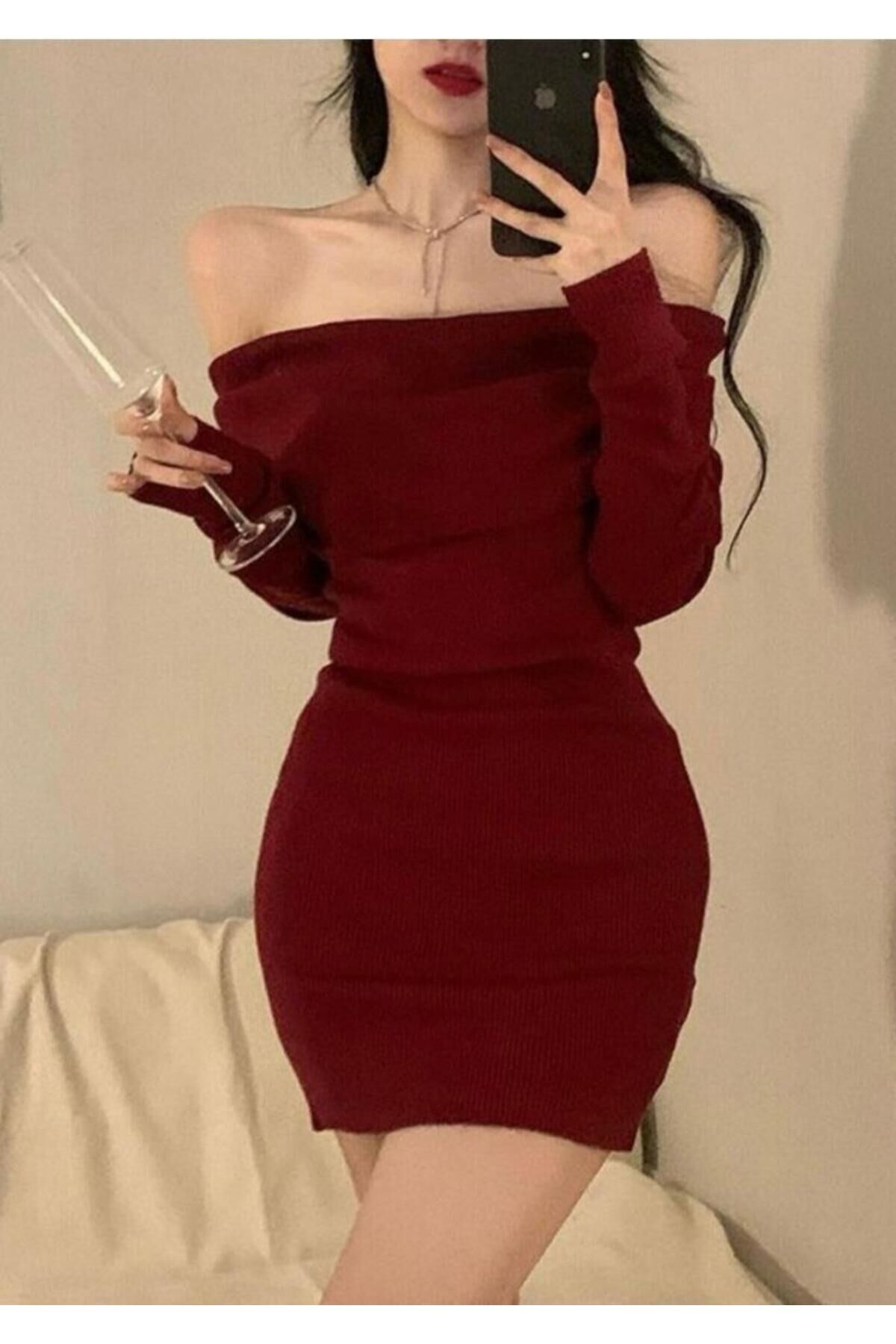Madonna Yaka Kaşkorse Vücudu Saran Şık Günlük Elbise Kırmızı - M