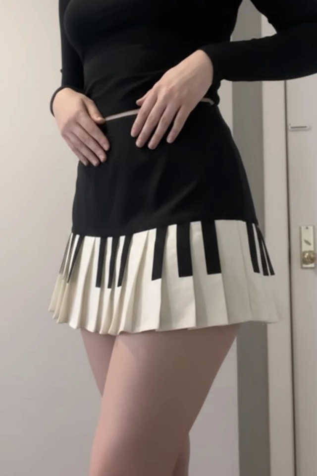 Siyah Piano Pileli Grunge Viral Y2K Etek