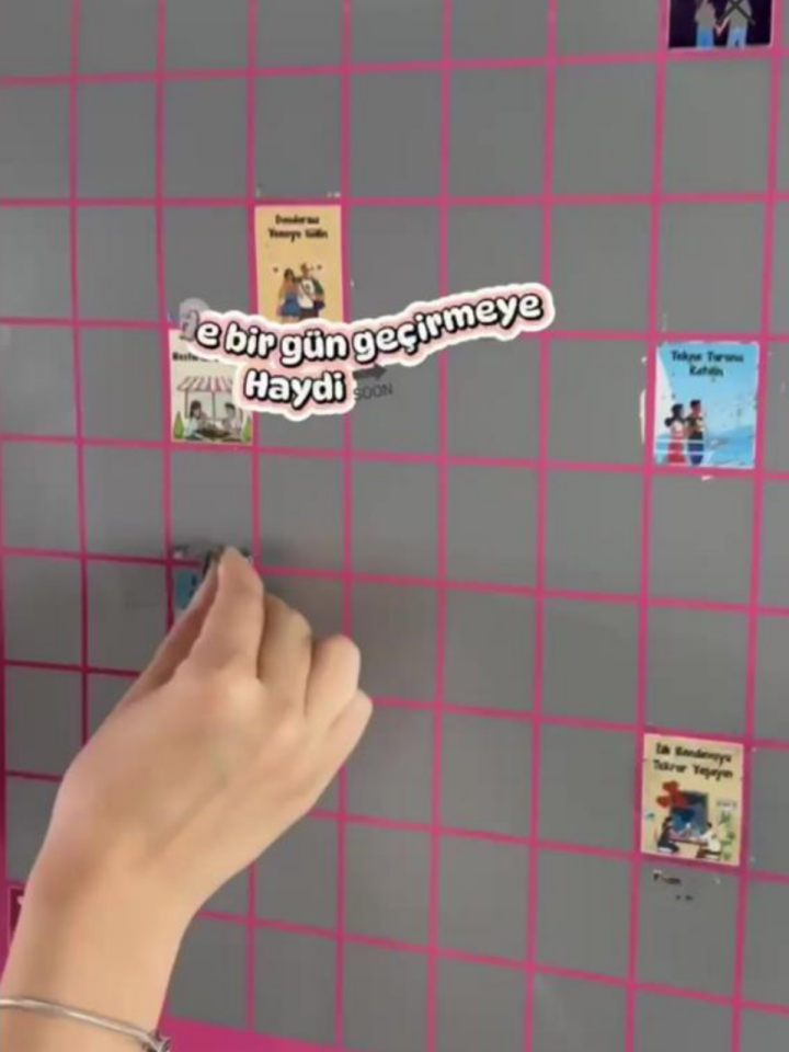 Sevgili ile Yapılacak 100 Şey - Kazı Kazan Posteri