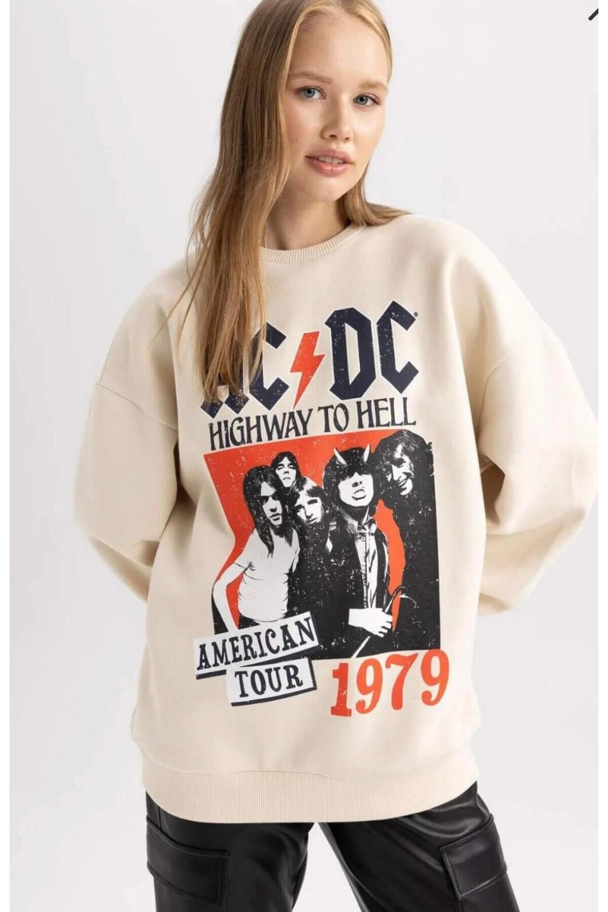 Bej Oversize Bisiklet Yaka 1979 AC&DC Highway To Hell American Tour Sweatshirt