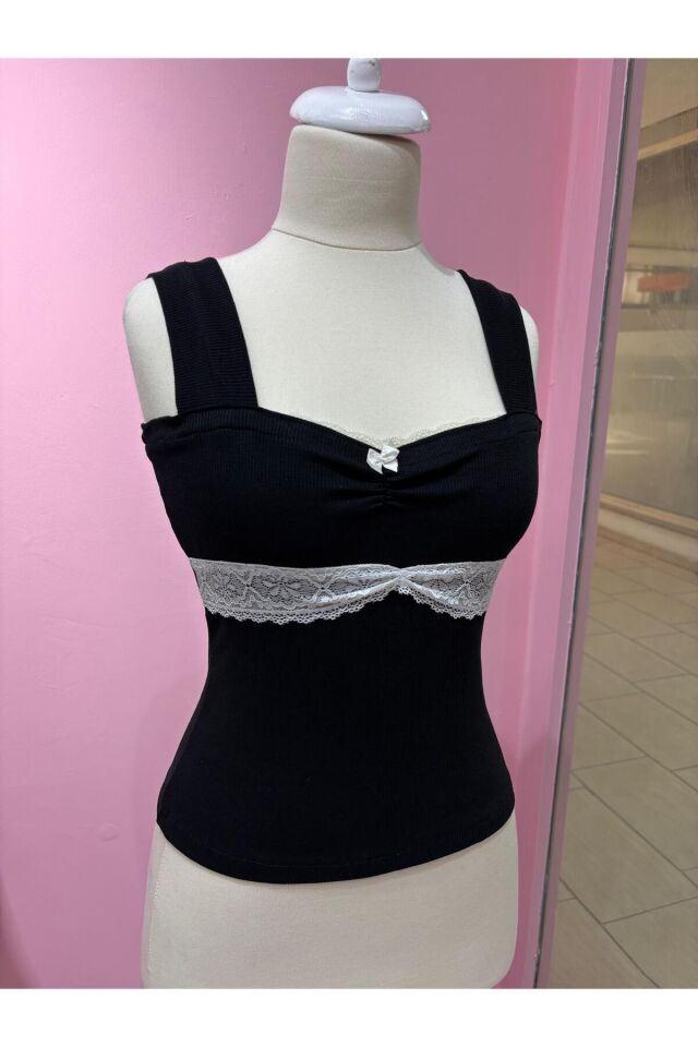 Kalın askılı Pinterest tam boy coquette bluz