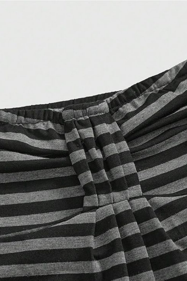 Siyah Antrasit Çizgili Twist Y2K Straplez Crop Bluz