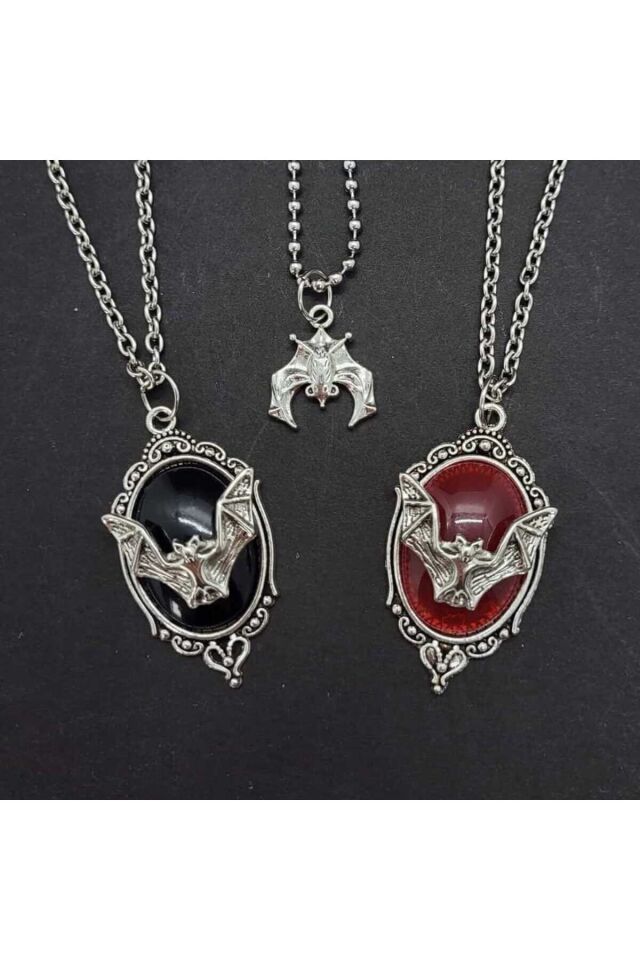 Kırmızı Yarasa Motifli Creepy Zincir Kolye Kırmızı - Tek Ebat