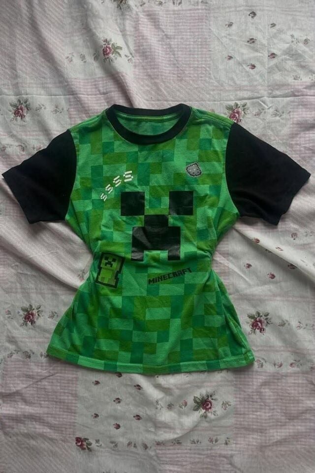 Yeşil Reglan Kol Minecraft Y2K Street tam boy bluz