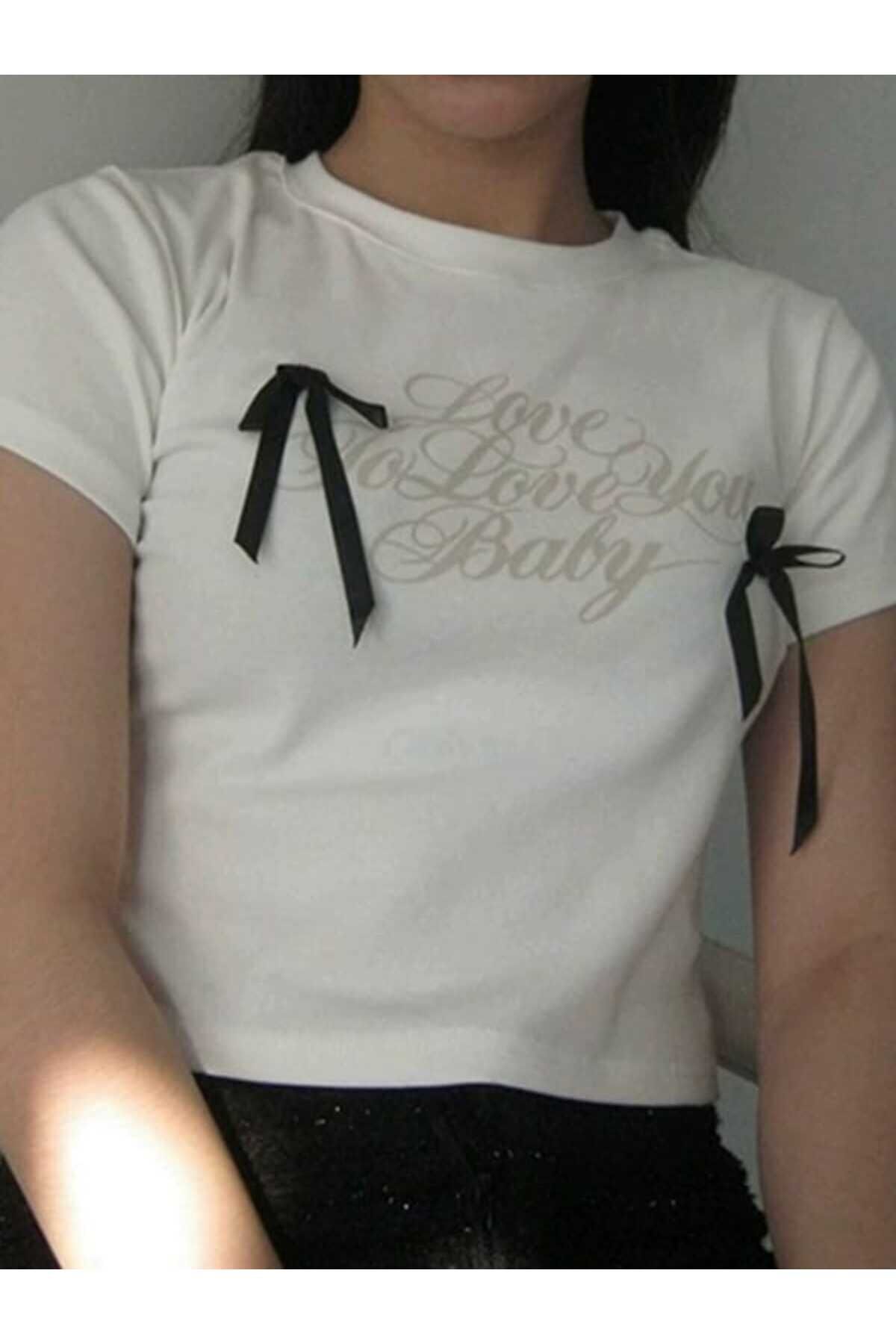 Beyaz Love To Love You Baby Fiyonklu Kısa Kollu Crop T-Shirt
