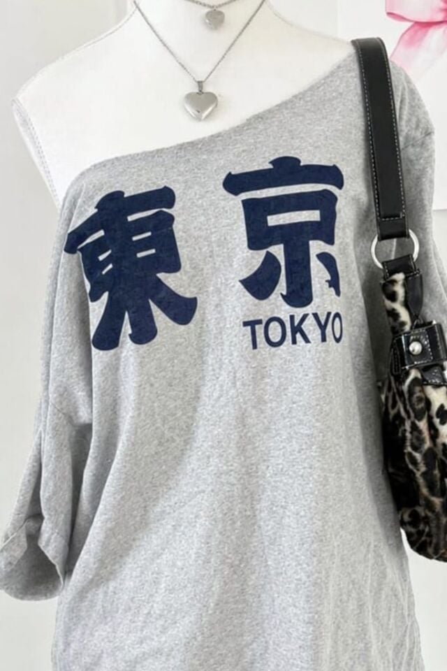 Gri Tokyo Y2K Kısa Kollu Off Shoulder Kayık Yaka Street Styling Bluz