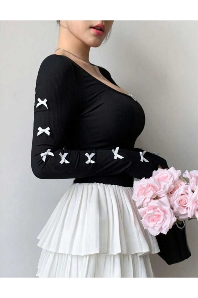 Coquette Lolita Siyah Kare Yaka Tam Boy Kurdele Detaylı Bluz