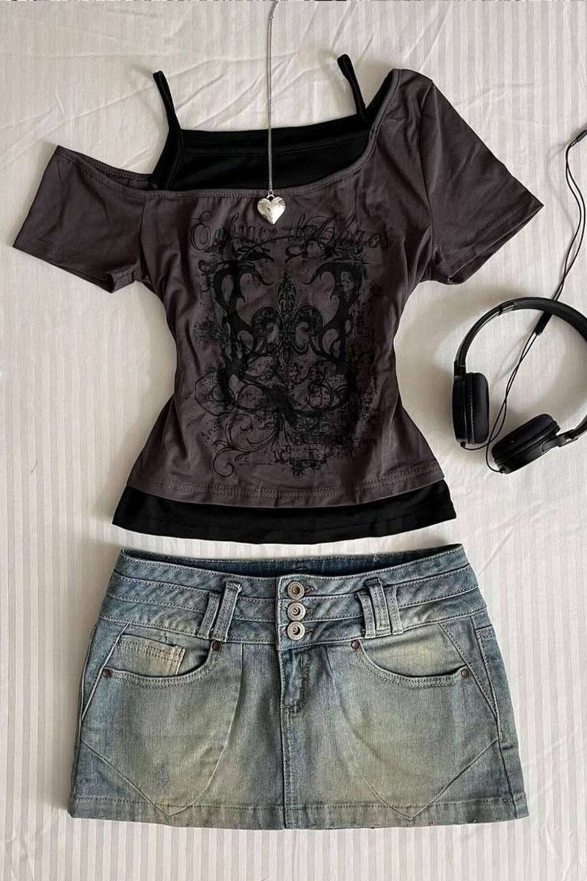 Füme Embrace The Chaos Ek Askılı Kısa Kollu Full Body Crop Bluz