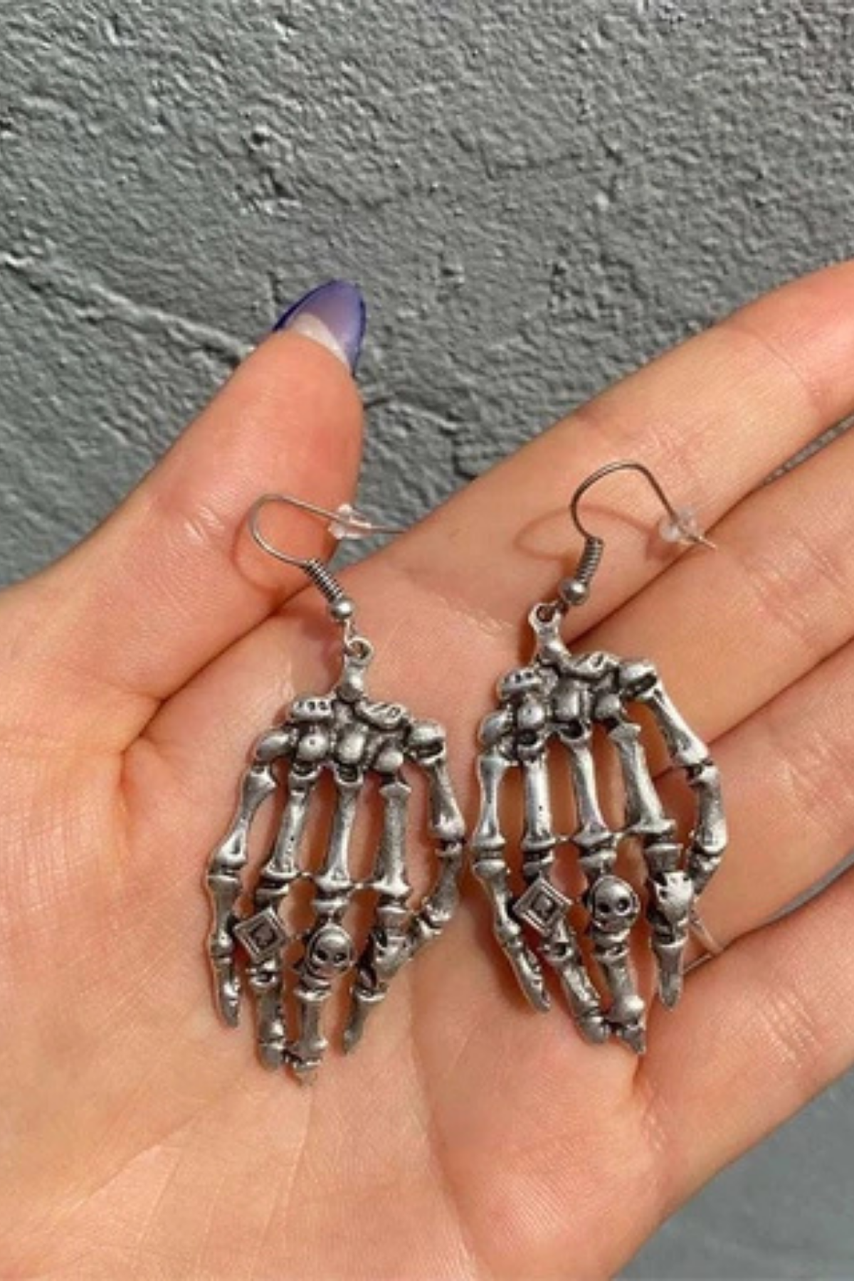 Skeleton Hand Küpe