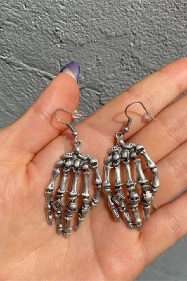 Skeleton Hand Küpe