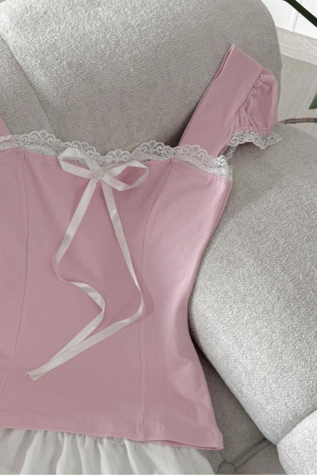 Pink Princess Coquette Dantel Kare Yaka Kısa Kollu Bluz Pembe - L