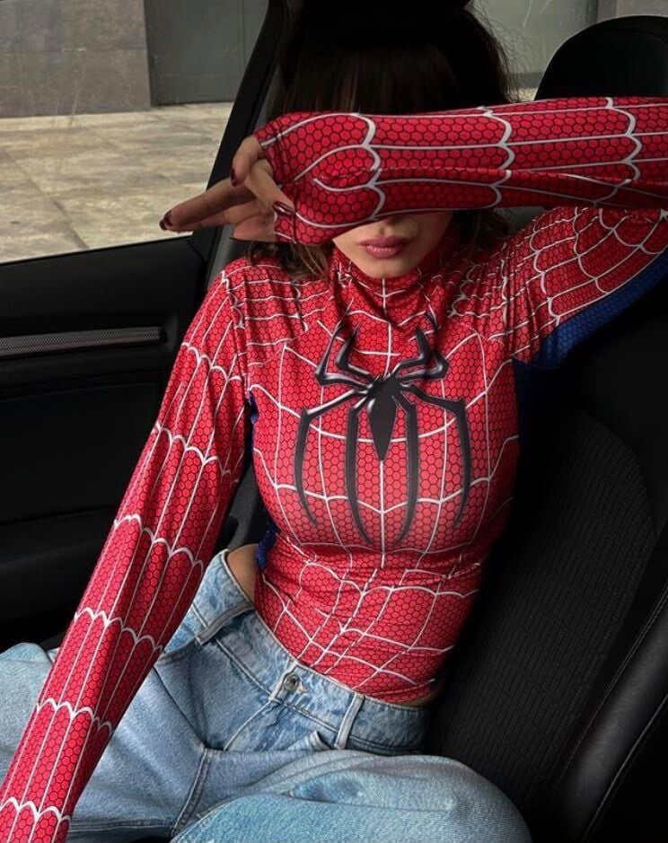 Kırmızı spider çıtçıtlı uzun kollu body